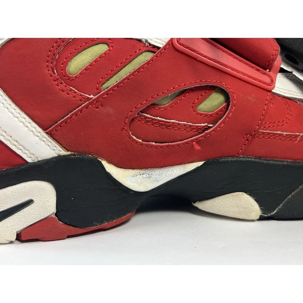 Nike Diamond Turf II Red/Gold Basketball Shoes 488294-600 Kid 7Y Women 8.5